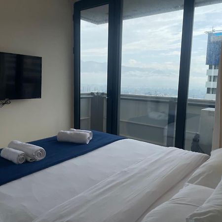 Black Sea Batumi Hotel Orbi City Экстерьер фото