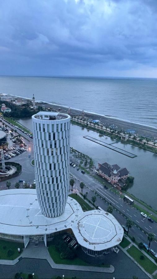 Black Sea Batumi Hotel Orbi City Экстерьер фото